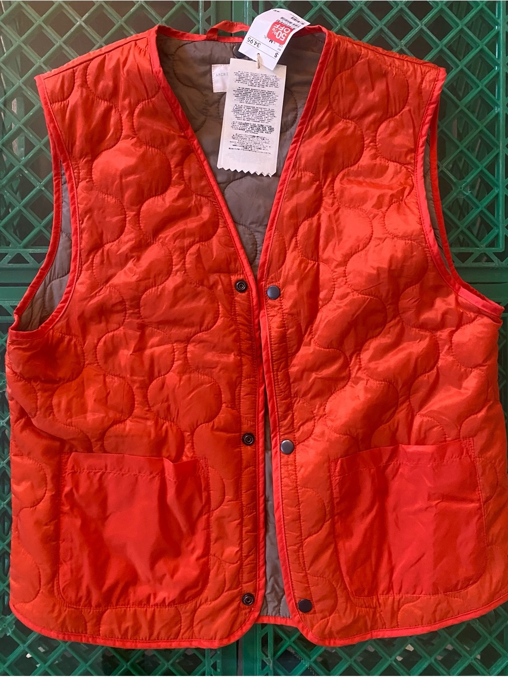 H&M light weight vest ( ORANG W TAGS )